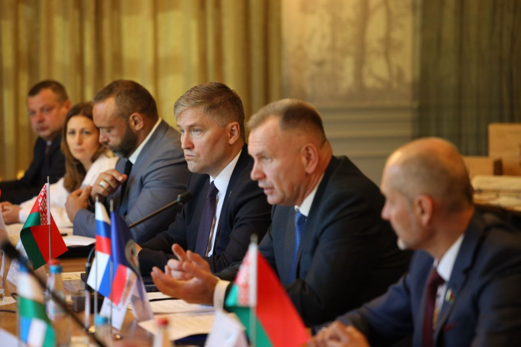 260925 (2).jpg 260925 (2).jpg